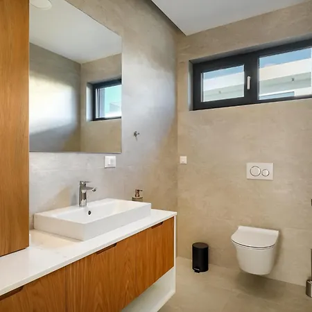 Villa Levita With Pool *