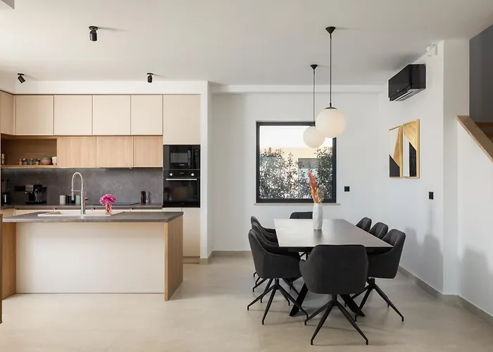 Levita With Pool Poreč