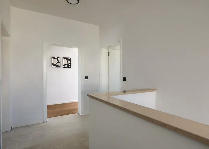 Levita With Pool Вілла