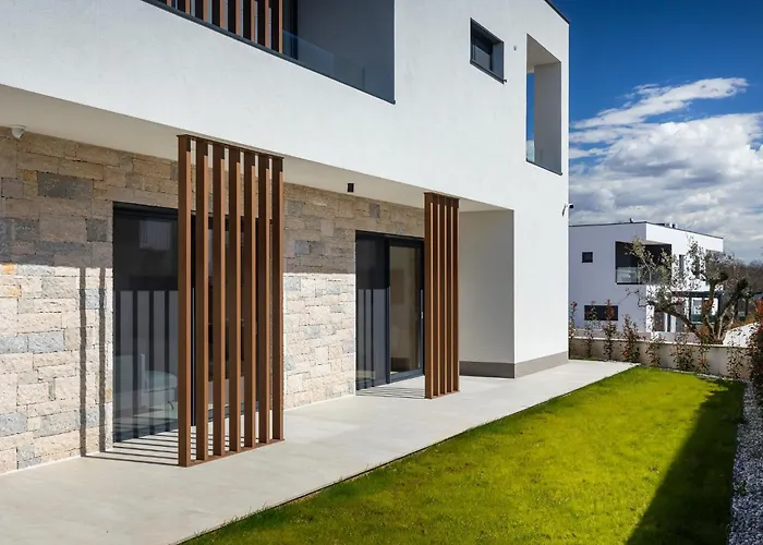 Вілла Levita With Pool