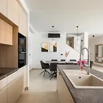 Levita With Pool Βίλα Πόρετς