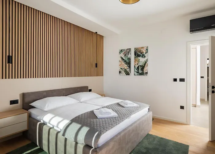 Levita With Pool Villa