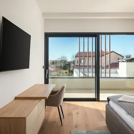 Levita With Pool * Poreč